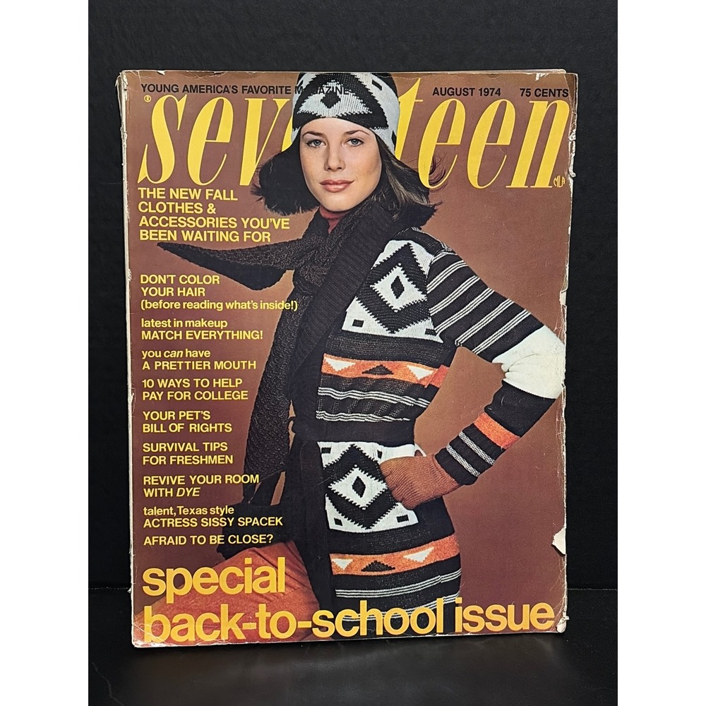 Seventeen Magazine August 1974 Back-to-School Issue w/ JCPenney Catalog Insert